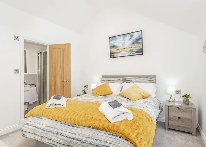 Pogles Wood * سكيبتون