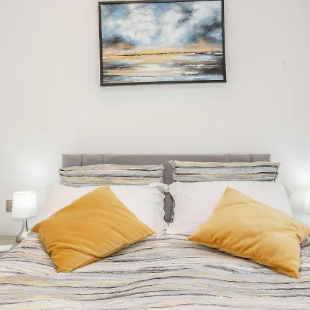 Pogles Wood Tatil Evi *